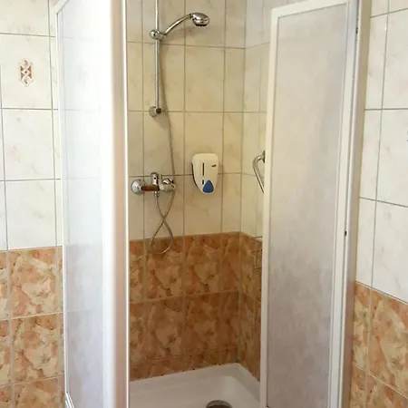 מלון דירות Phoenix Wellness Apartman Panzio Hévíz