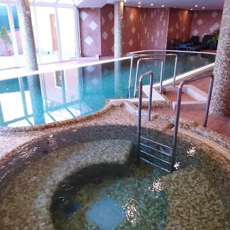 Phoenix Wellness Apartman Panzio Hévíz